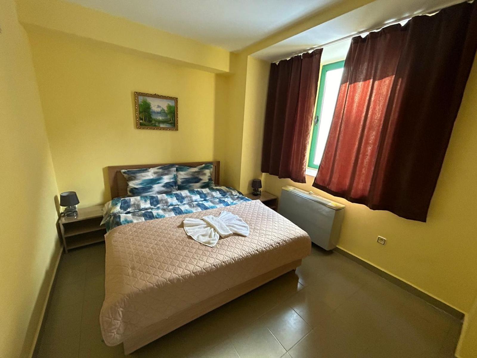 Хотел Тракия Haskovo Bagian luar foto
